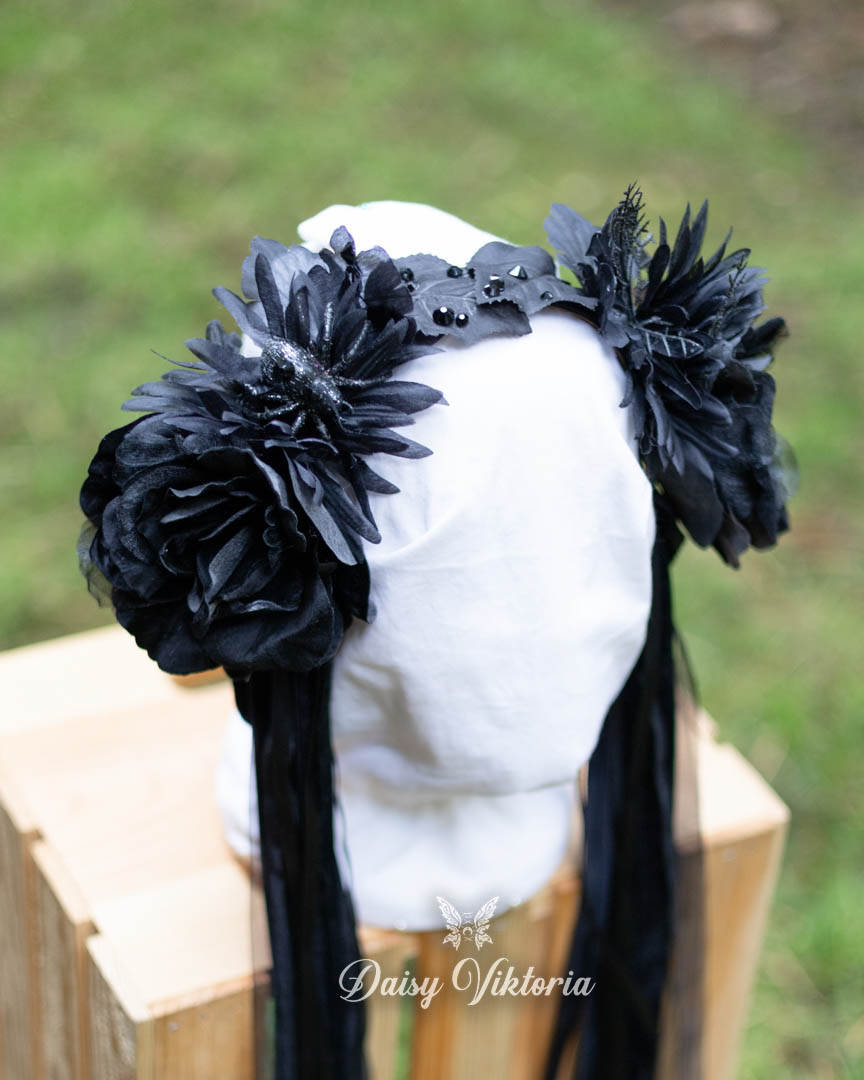Witchy Halloween Fairy Headpiece Floral Crown - Black Roses and Spider - Image 5
